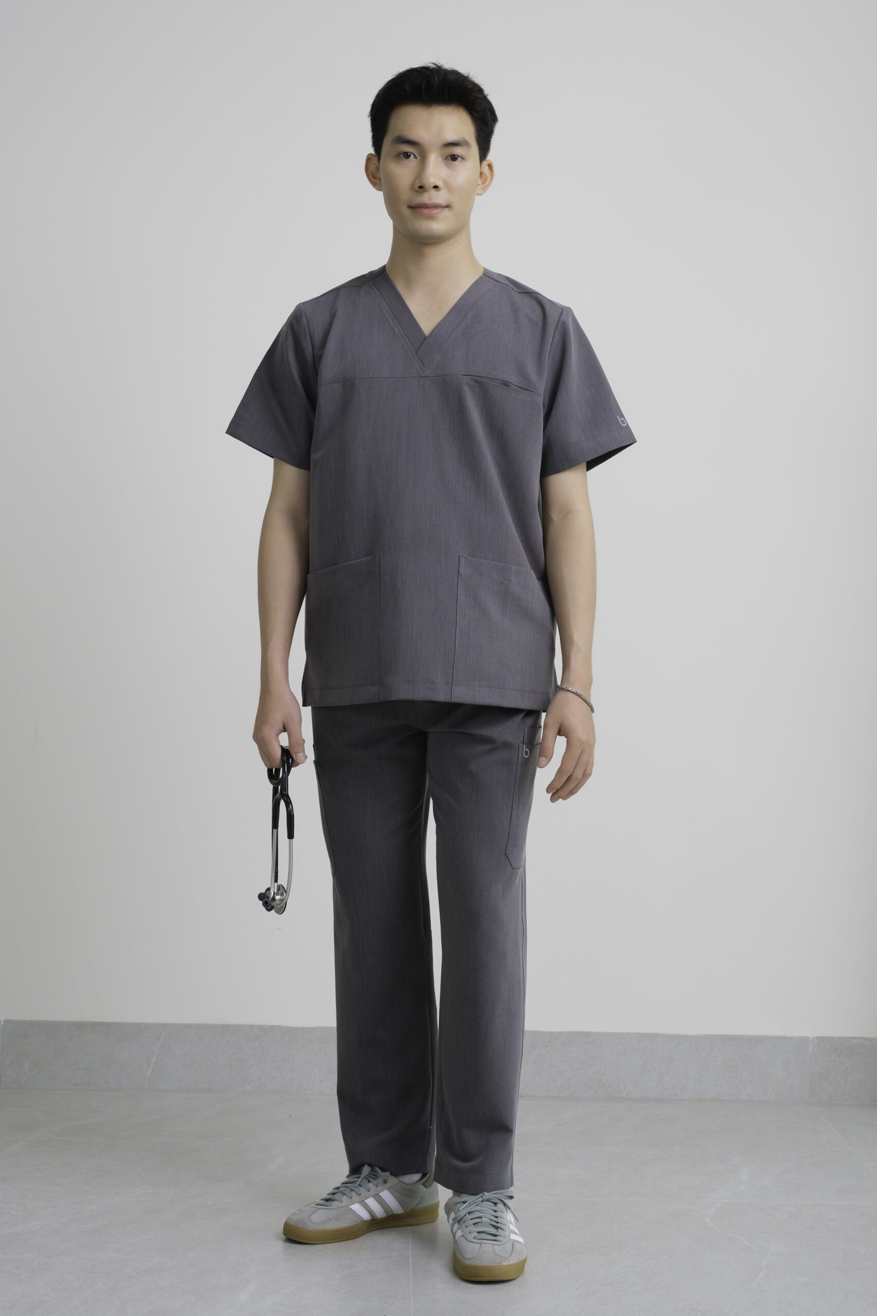 Plus Scrubs Nam Graphite Gray