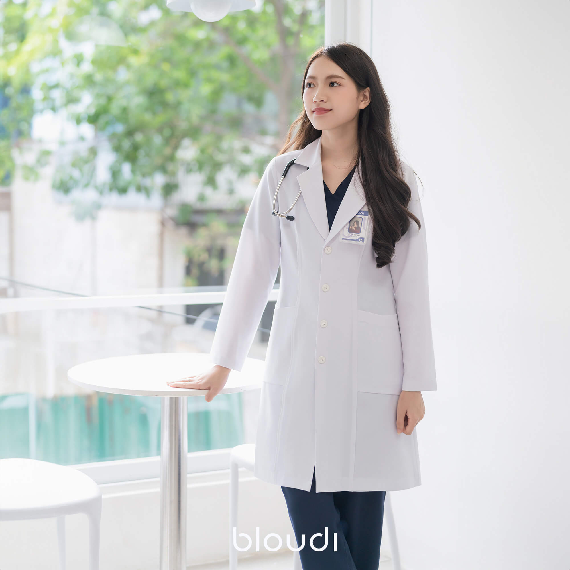 Mua Áo Blouse Dược Sĩ Ở Đâu? Hướng Dẫn Chi Tiết